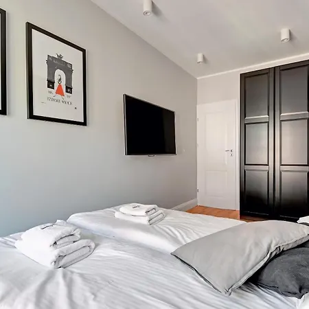 Spacious Old Town Ogarna & By Renters Gdańsk